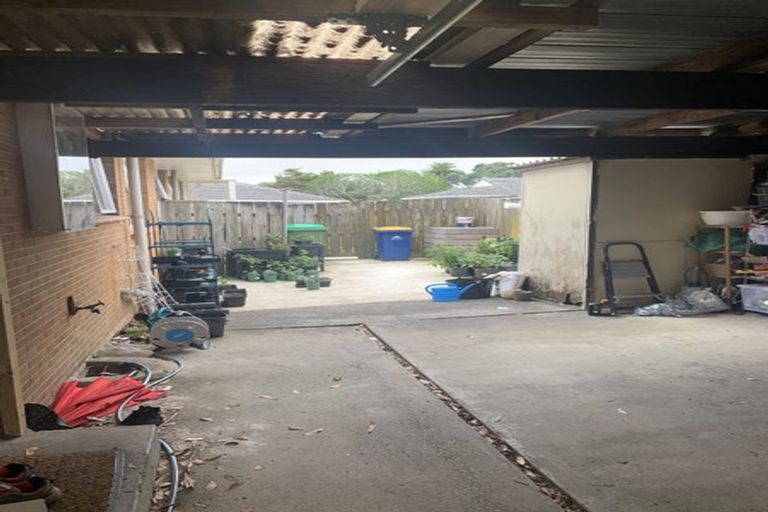 Photo of property in 1/32 Hellyers Street, Birkdale, Auckland, 0626