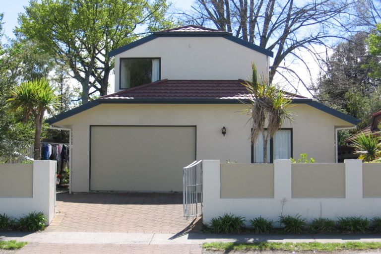Photo of property in 3/126 Te Heuheu Street, Taupo, 3330