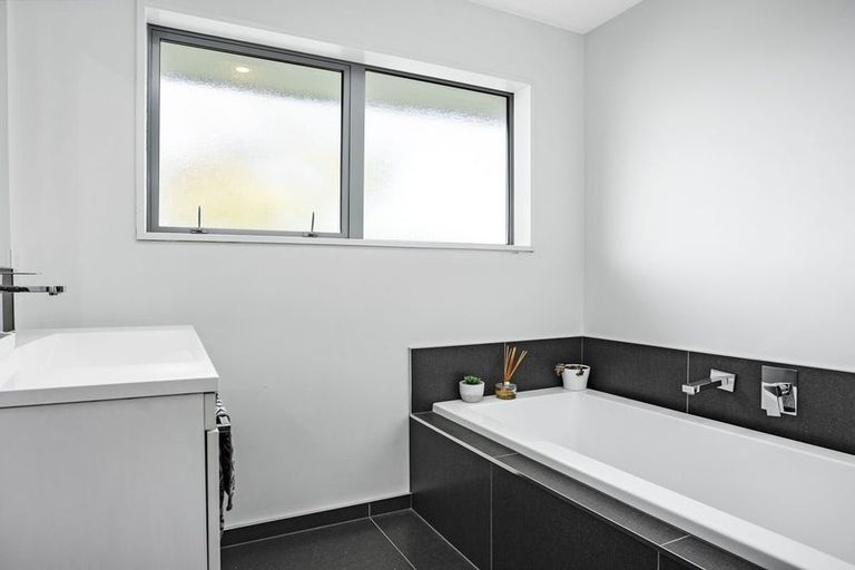 Photo of property in 27 John Annan Street, Halswell, Christchurch, 8025