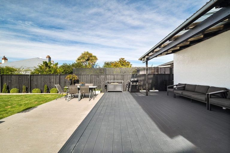Photo of property in 21 Hargest Crescent, Saint Kilda, Dunedin, 9012