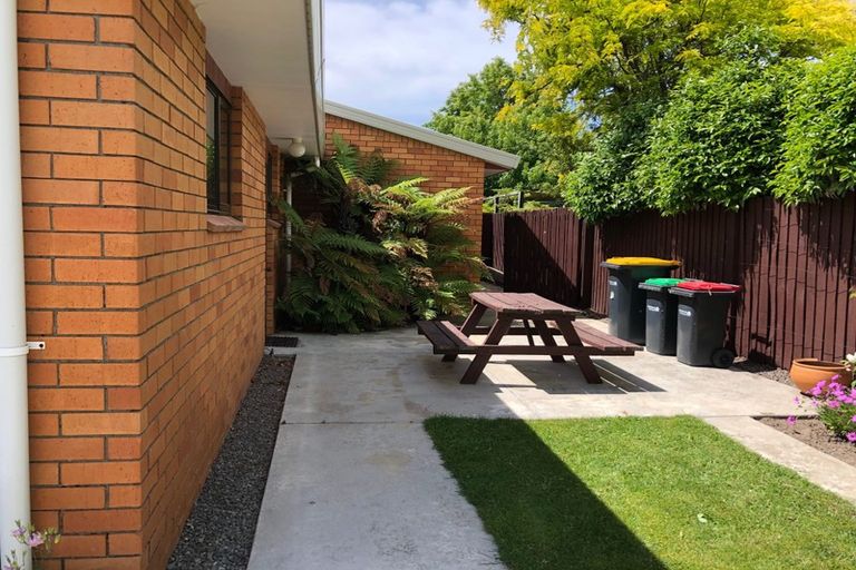 Photo of property in 387 Harewood Road, Bishopdale, Christchurch, 8053