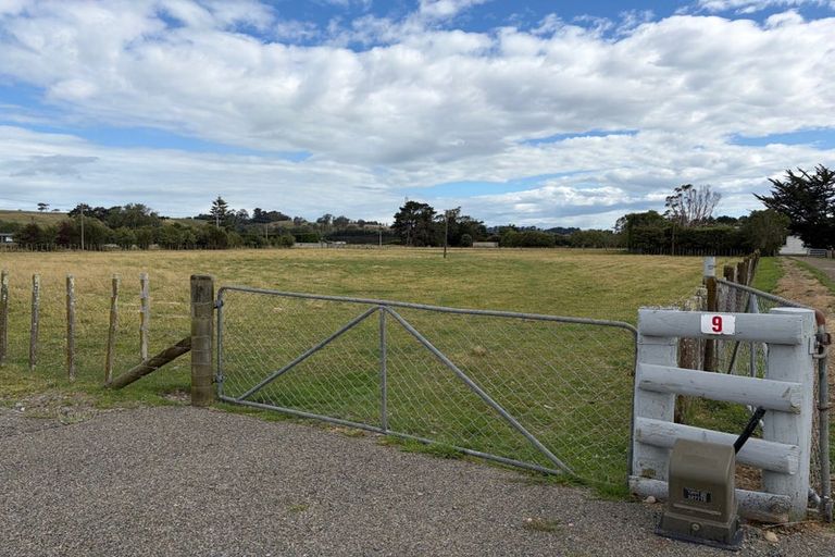 Photo of property in 9 Davis Road, Ashhurst, Palmerston North, 4470