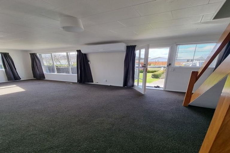 Photo of property in 1/56 Mary Crescent, Elderslea, Upper Hutt, 5018