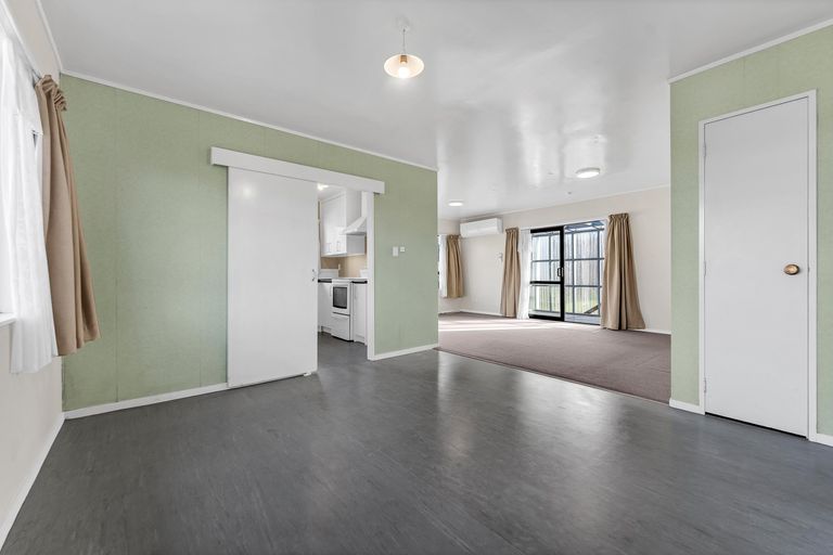 Photo of property in 9b Boundary Road, Opaheke, Papakura, 2113