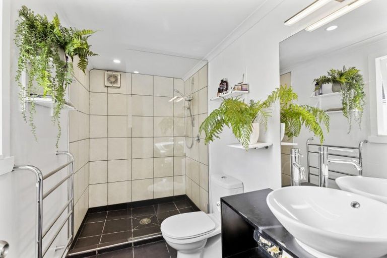 Photo of property in 28a Waimea Road, Nelson South, Nelson, 7010