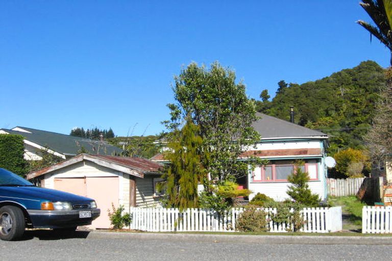 Photo of property in 56 Marsden Road, Greymouth, 7805