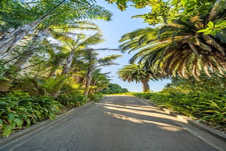 Photo of property in 360 Paremata Road, Whitby, Porirua, 5381