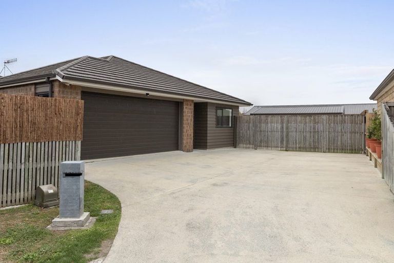 Photo of property in 14 Piso Lane, Dinsdale, Hamilton, 3204