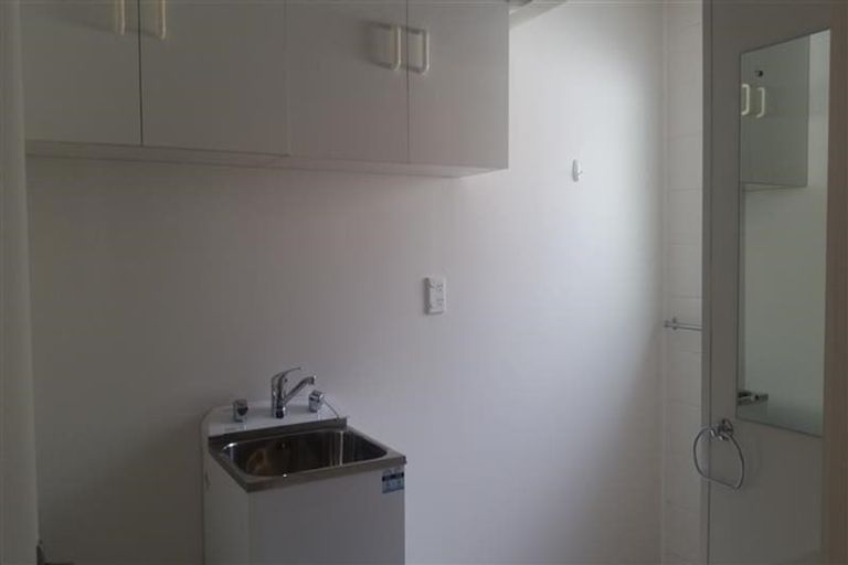 Photo of property in 5/19 Milton Road, Orewa, 0931