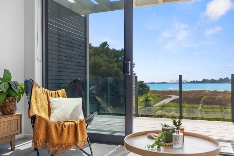 Photo of property in 9/29 Montgomery Road, Judea, Tauranga, 3110