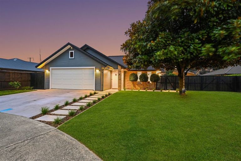 Photo of property in 14 Rosewood Court, Huntington, Hamilton, 3210