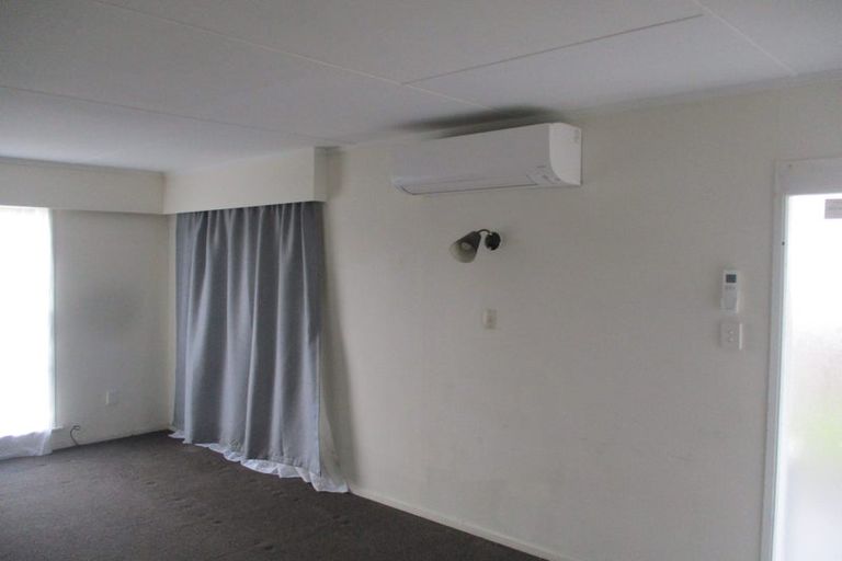 Photo of property in 1/18 Kairanga Crescent, Wainuiomata, Lower Hutt, 5014