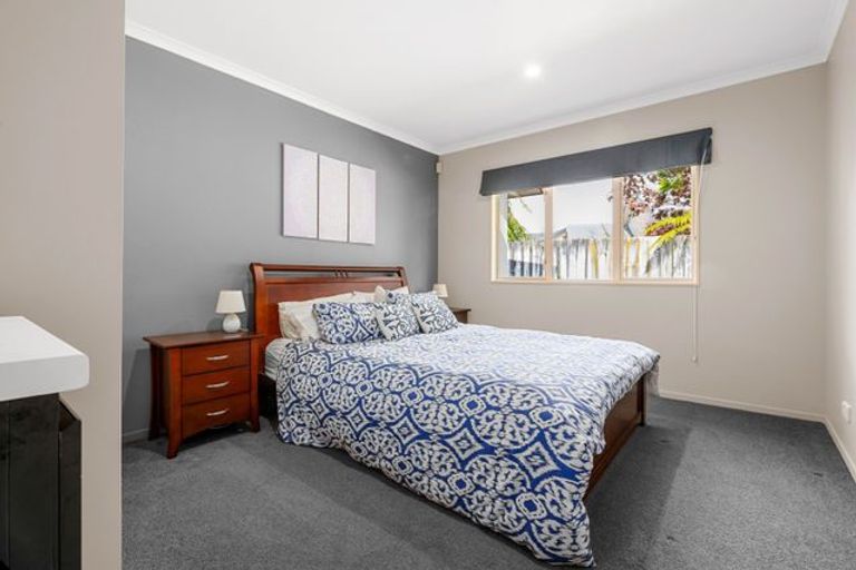 Photo of property in 76 Saint James Drive, Huntington, Hamilton, 3210