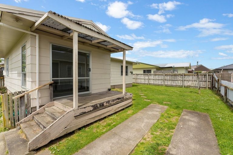 Photo of property in 14 Guy Avenue, Levin, 5510