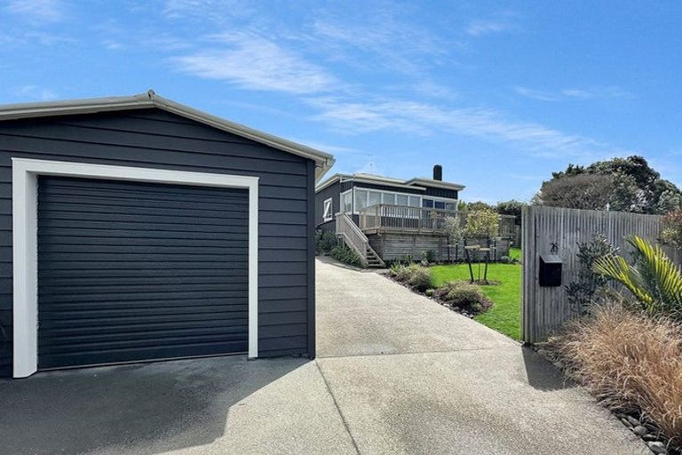 Photo of property in 26 Seatoun Avenue, Leigh, Warkworth, 0985