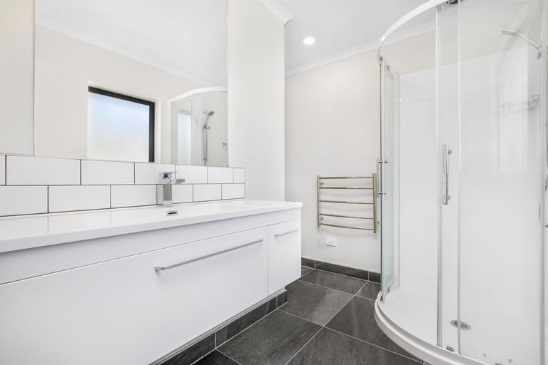 Photo of property in 4 Rays Way, Tuakau, 2121