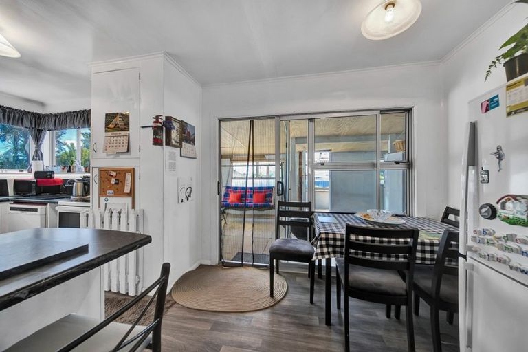 Photo of property in 112 Orlando Street, Stratford, 4332