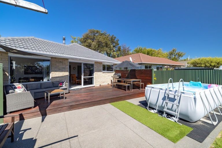 Photo of property in 105 Lowry Avenue, Redwood, Christchurch, 8051