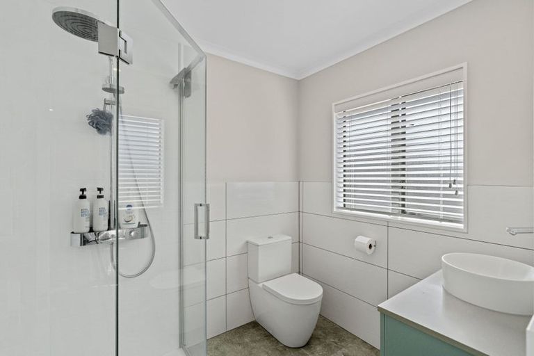 Photo of property in 6 Burnfield Way, Levin, 5510