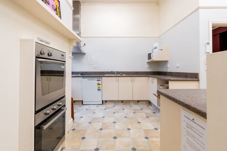 Photo of property in 6 Heriot Row, Dunedin Central, Dunedin, 9016