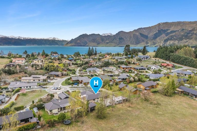 Photo of property in 35 Charles Court, Lake Hawea, Wanaka, 9382