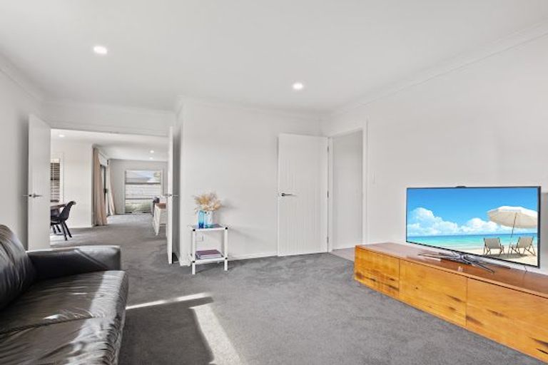 Photo of property in 19 Hickmott Street, Rangiora, 7400