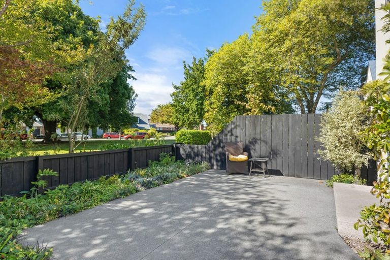 Photo of property in 7 Parade Court, Addington, Christchurch, 8024