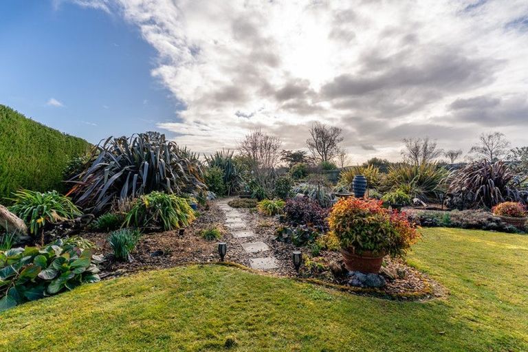 Photo of property in 28 Appleby Street, Hampden, 9410