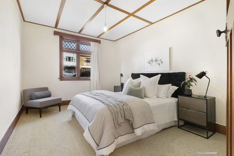 Photo of property in 354 The Parade, Island Bay, Wellington, 6023