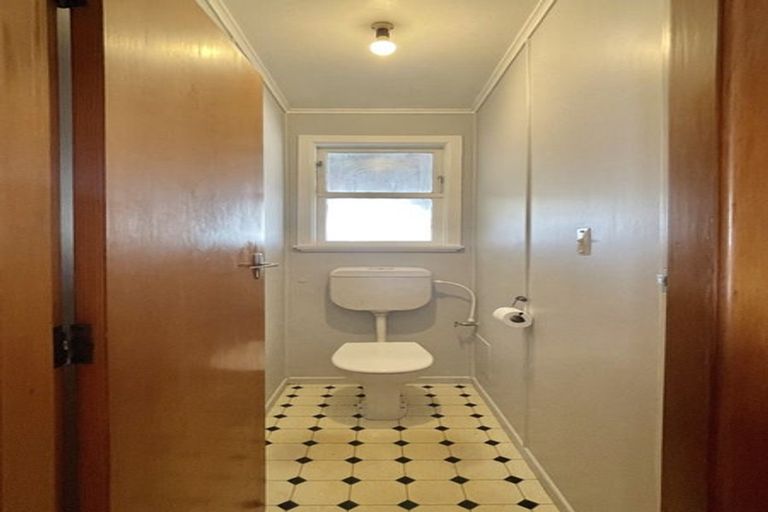 Photo of property in 560 Fergusson Drive, Trentham, Upper Hutt, 5018