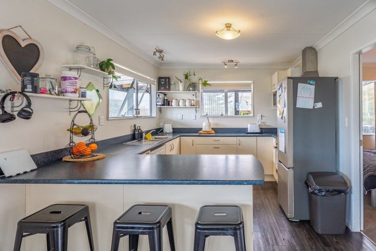 Photo of property in 75 Atkinson Avenue, Otaki Beach, Otaki, 5512