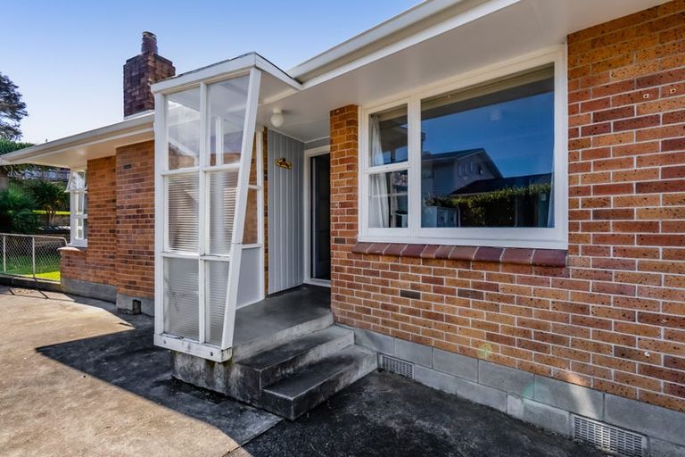 Photo of property in 17 Hua Street, Bell Block, New Plymouth, 4312