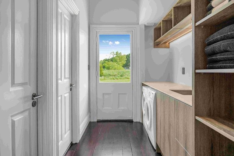 Photo of property in 906a&b Bidwills Cutting Road, Morison Bush, Greytown, 5794