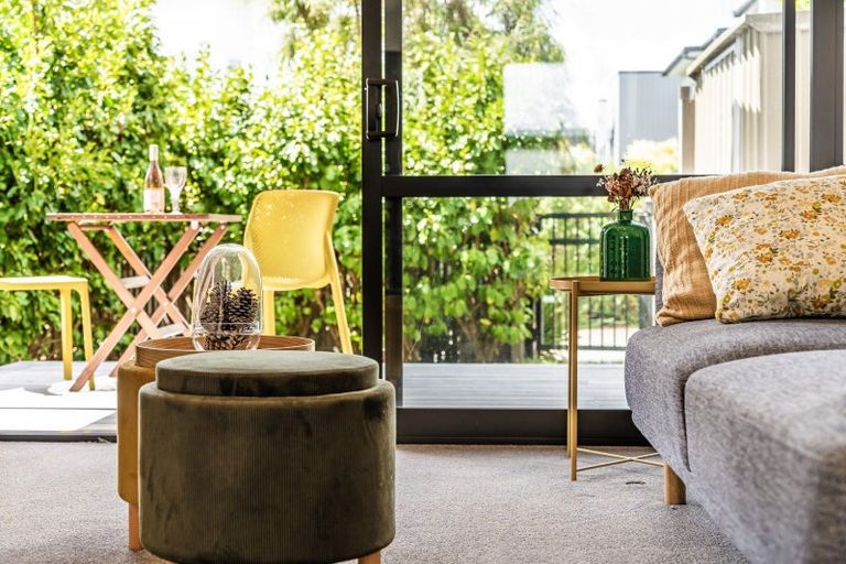 Photo of property in 40 Sidney Wallingford Way, Hobsonville, Auckland, 0616