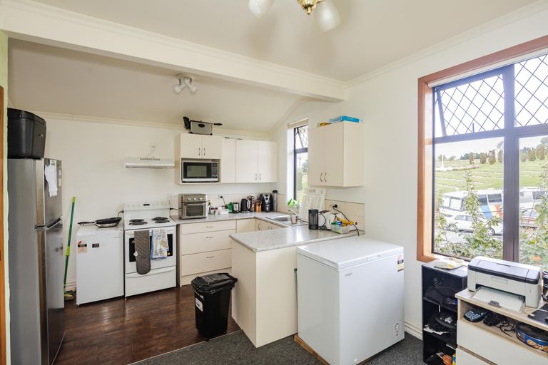 Photo of property in 15 Kelvin Street, South Hill, Oamaru, 9400