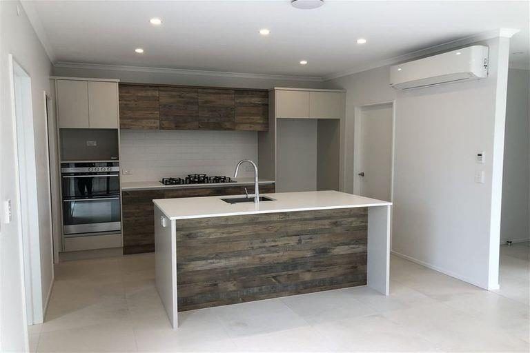 Photo of property in 82 Te Napi Drive, Takanini, 2112