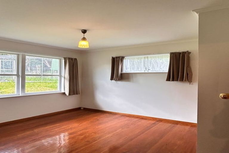 Photo of property in 21 Shanaway Rise, Hillcrest, Auckland, 0627