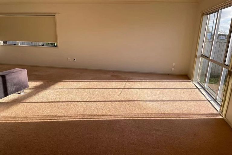 Photo of property in 48 Seamount Drive, Red Beach, 0932