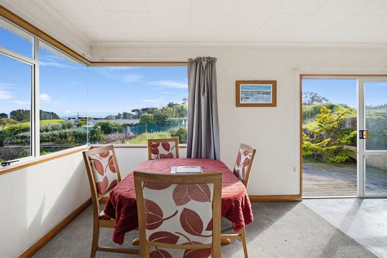 Photo of property in 65 Clayton Street, Kakanui, Oamaru, 9495