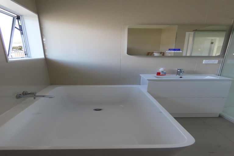 Photo of property in 5/8 Onslow Road, Papakura, 2110