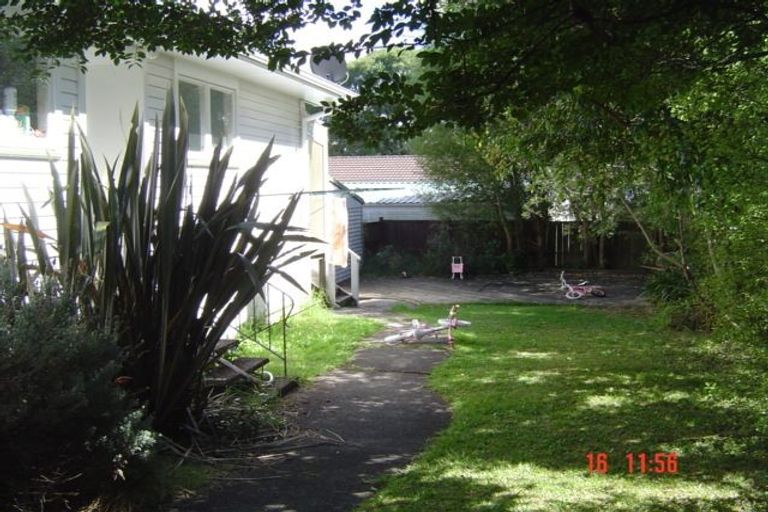 Photo of property in 1 Kintara Drive, Massey, Auckland, 0614