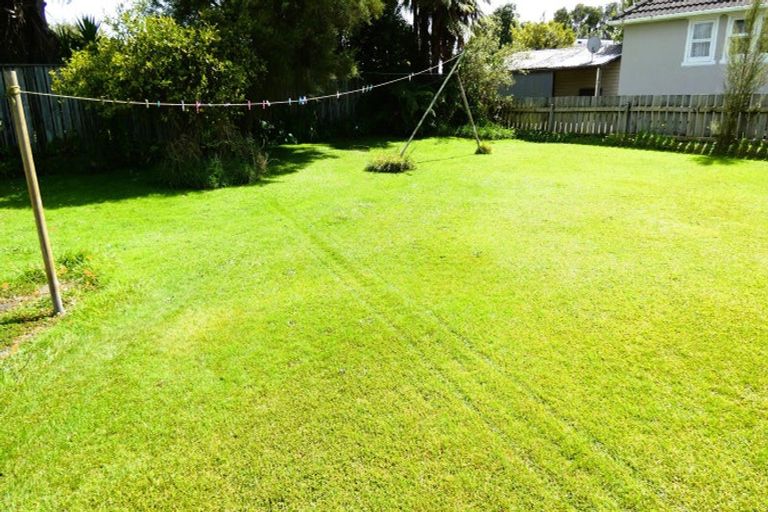 Photo of property in 26 Colvin Street, Westport, 7825