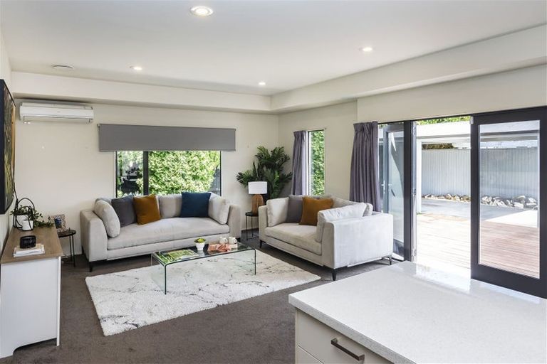 Photo of property in 1/118 Innes Road, St Albans, Christchurch, 8052