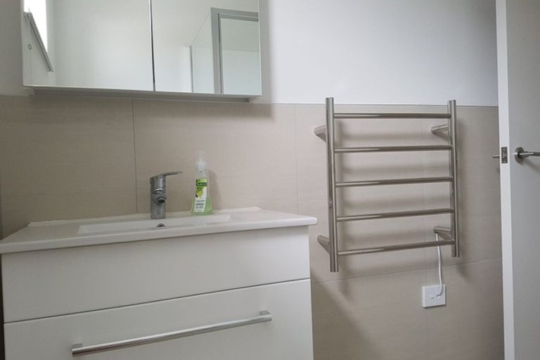 Photo of property in 27 Bushlands Park Drive, Albany, Auckland, 0632