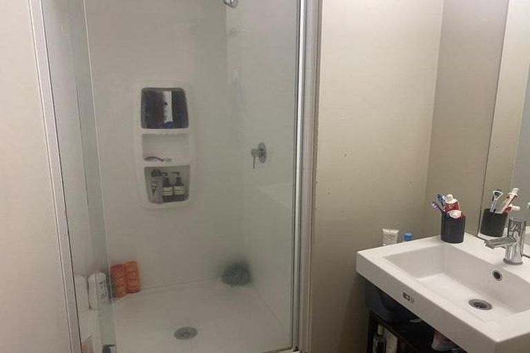 Photo of property in Cube Apartments, 5i/242 Taranaki Street, Mount Cook, Wellington, 6011