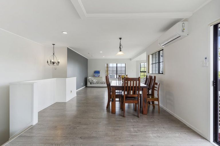 Photo of property in 39 Kuripaka Crescent, The Gardens, Auckland, 2105