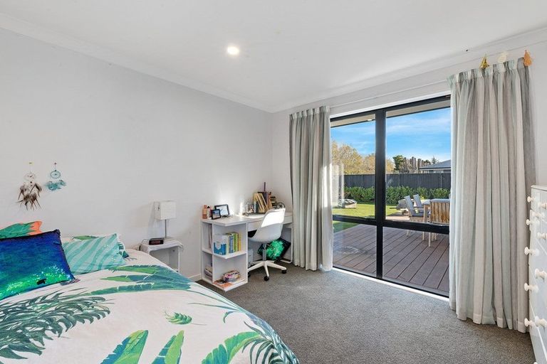 Photo of property in 26 Dollar Place, Prebbleton, 7604