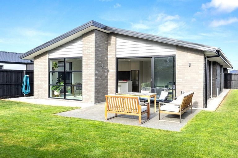 Photo of property in 43 Henshaw Street, Woodend, 7610