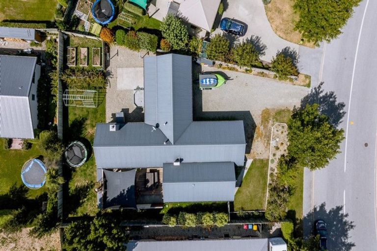 Photo of property in 86 Mount Iron Drive, Wanaka, 9305