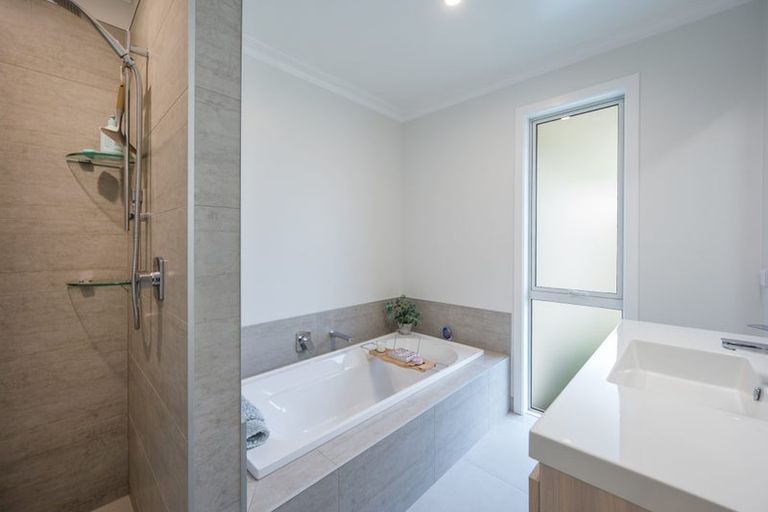 Photo of property in 16b Huntaway Close, Stoke, Nelson, 7011